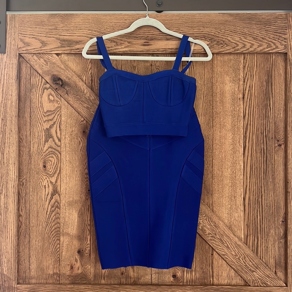 2-piece bandage set —high waisted pencil skirt and crop top